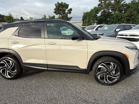 New 2026 Chevrolet TrailBlazer RS w/ Convenience Package FWD image 6