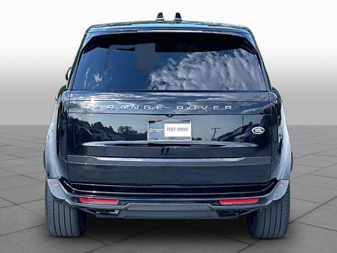 Used 2023 Land Rover Range Rover Autobiography image 5