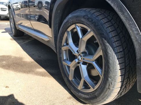 Used 2024 BMW X3 xDrive30i image 10