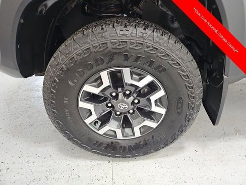 Used 2023 Toyota Tacoma TRD Off-Road image 10