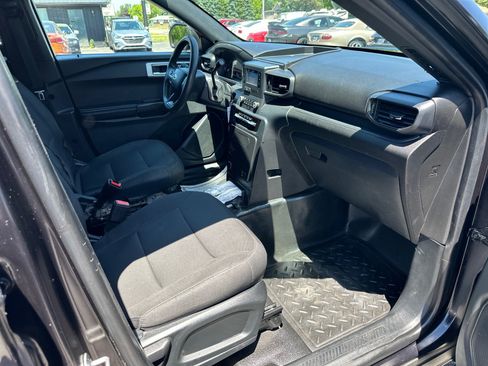 Used 2022 Ford Explorer 4WD Police Interceptor image 16