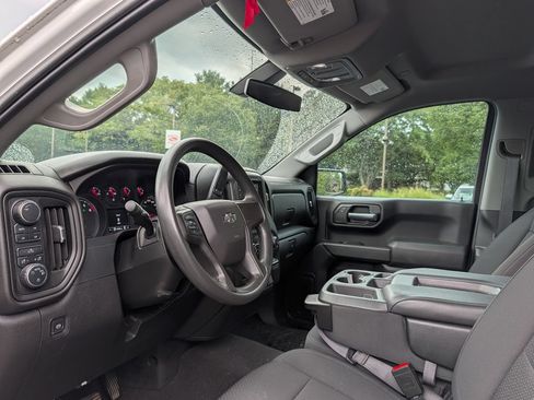 Used 2020 Chevrolet Silverado 1500 Custom Trail Boss w/ Custom Convenience Package AWD/4WD image 10