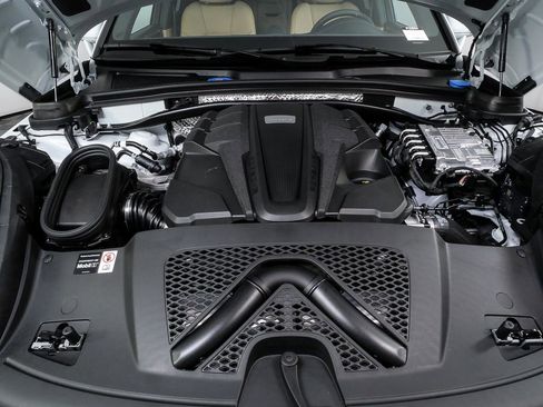 New 2026 Porsche Macan S image 36