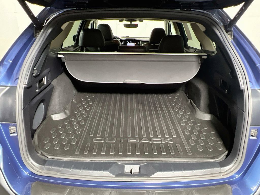 Used 2020 Subaru Outback Limited AWD/4WD image 25