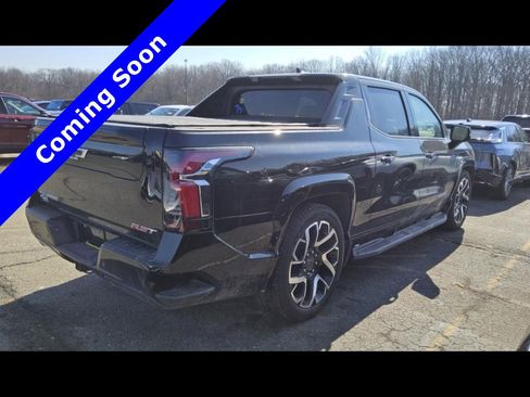 Used 2024 Chevrolet Silverado EV RST image 6