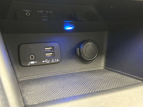 Used 2024 Subaru Forester Touring image 17