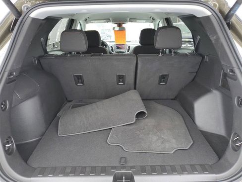 Used 2023 Chevrolet Equinox LT image 31