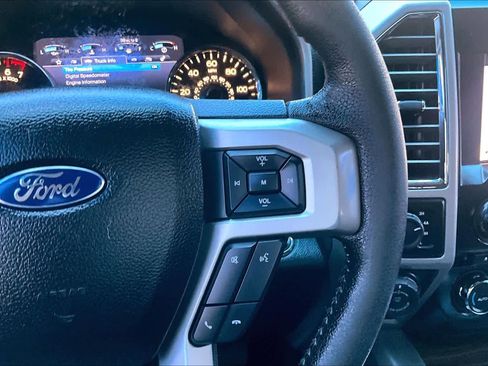 Used 2016 Ford F150 Lariat AWD/4WD image 25