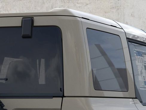 New 2026 Ford Bronco Badlands image 25