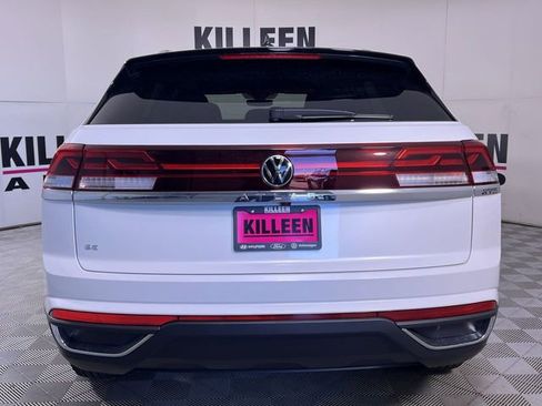 New 2026 Volkswagen Atlas Cross Sport SE FWD image 6
