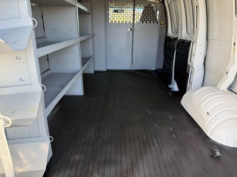 Used 2022 GMC Savana 2500 Regular Van 3D w/ Communications Package image 16