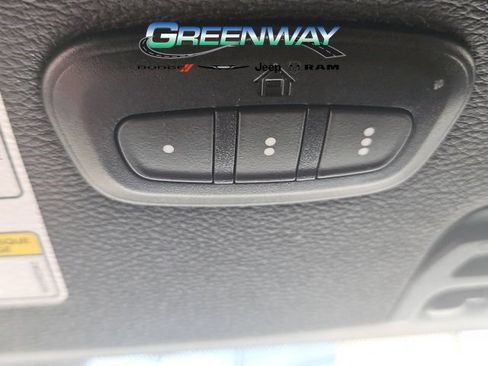 Used 2022 Jeep Wrangler Unlimited Sahara w/ Cold Weather Group AWD/4WD image 22