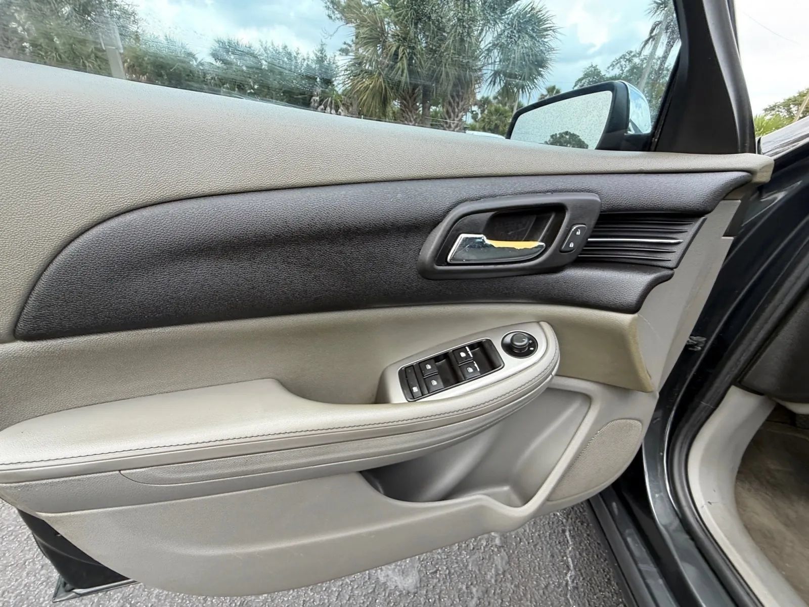 Used 2016 Chevrolet Malibu LS w/ Protection Package FWD image 10