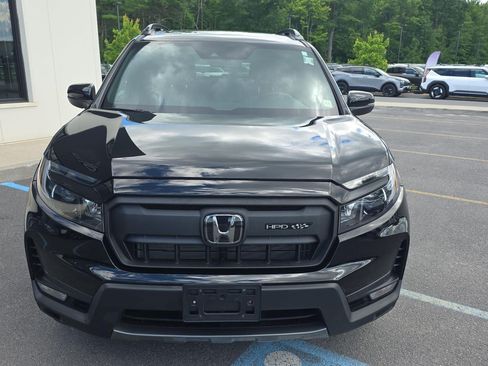Used 2025 Honda Passport TrailSport image 13