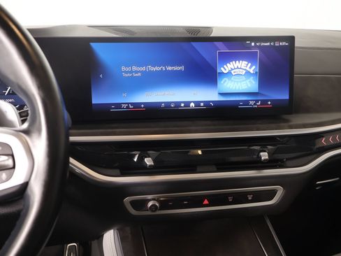 Used 2024 BMW X5 xDrive40i w/ M Sport Package AWD/4WD image 5