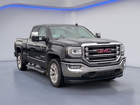 Used 2018 GMC Sierra 1500 SLT w/ SLT Premium Package image 9