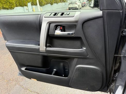 Used 2024 Toyota 4Runner SR5 image 23