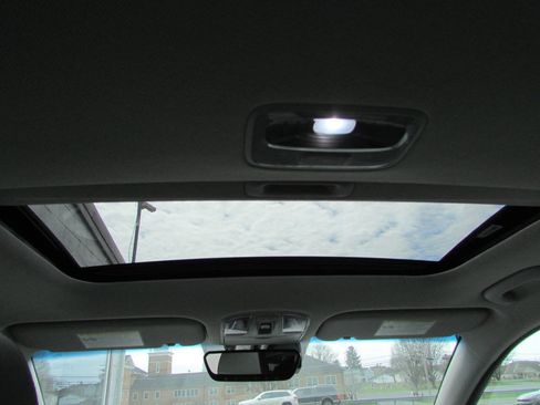 Used 2020 Hyundai Ioniq Limited image 6