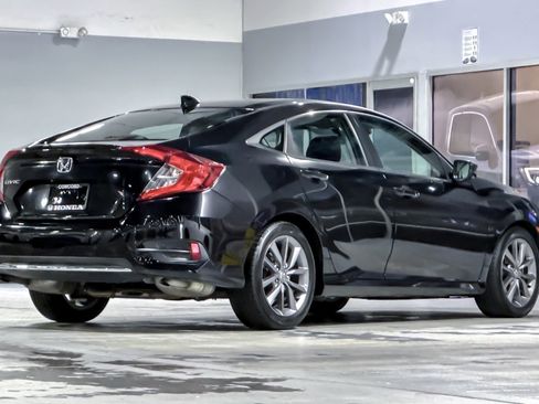 Used 2019 Honda Civic EX image 8