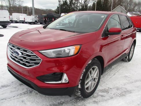 Certified 2022 Ford Edge SEL w/ Convenience Package image 4