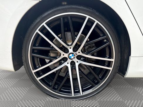 Used 2017 BMW 750i RWD image 30