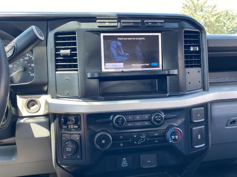 Used 2024 Ford F250 XL w/ FX4 Off-Road Package AWD/4WD image 9