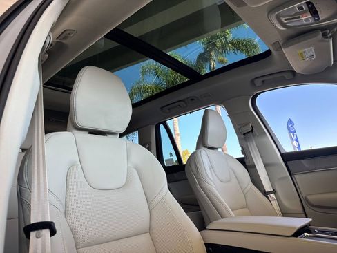 New 2026 Volvo XC90 B6 Ultra image 17