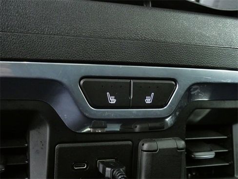 Used 2021 GMC Sierra 3500 Denali w/ Denali Ultimate Package image 18