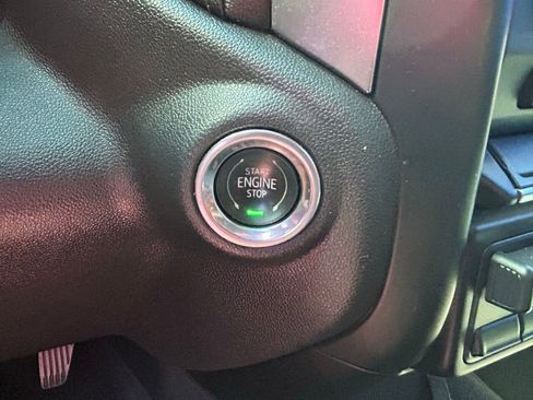 Used 2020 Chevrolet Silverado 1500 LT w/ All-Star Edition image 27