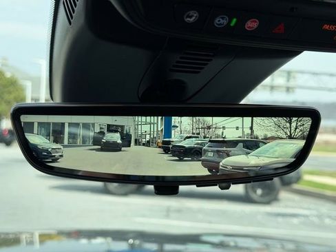 New 2026 Chevrolet Traverse LT image 6