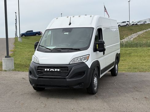 New 2025 RAM ProMaster 2500 FWD image 1