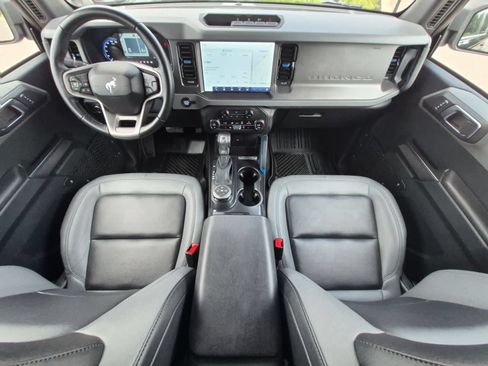 Used 2024 Ford Bronco Black Diamond AWD/4WD image 15