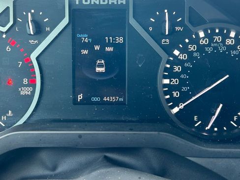 Used 2023 Toyota Tundra SR5 w/ SR5 Convenience Package AWD/4WD image 26