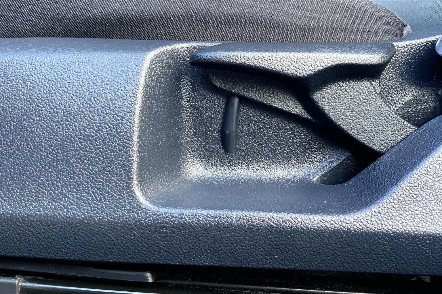 Used 2025 Toyota Camry LE FWD image 34