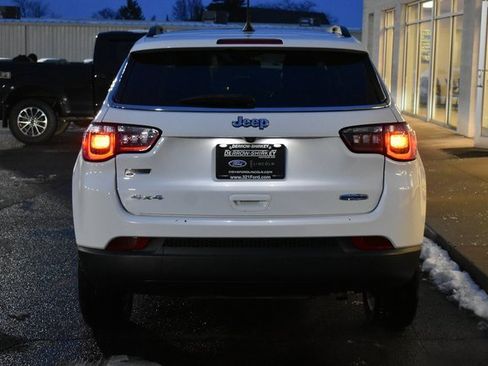 Used 2022 Jeep Compass Latitude w/ Sun and Sound Group image 5