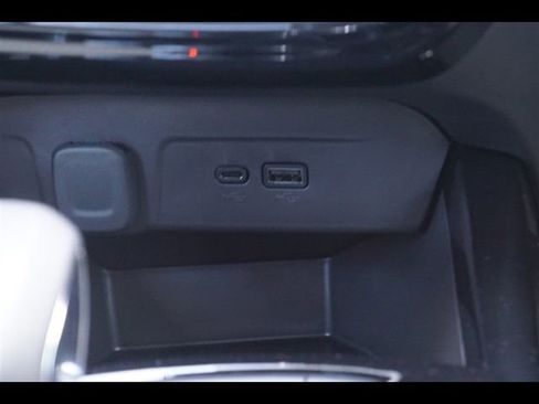New 2026 Chevrolet Trax LT w/ Driver Confidence Package FWD image 10