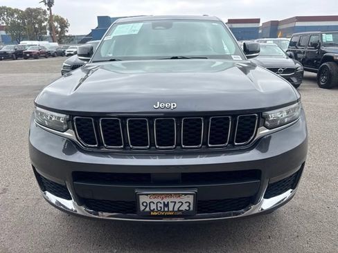 Used 2022 Jeep Grand Cherokee L Limited AWD/4WD image 2