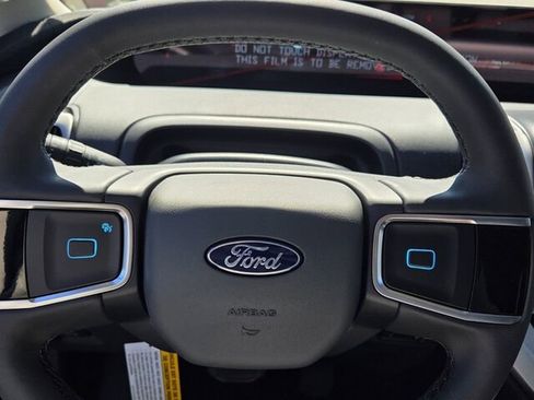 New 2026 Ford Expedition Active image 27