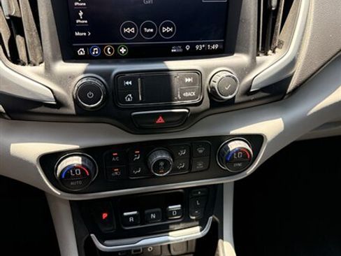 Used 2021 GMC Terrain SLT FWD image 11
