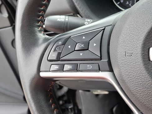 Used 2024 Nissan Sentra SR w/ SR Premium Package FWD image 18