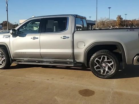 Used 2023 GMC Sierra 1500 SLT w/ SLT Premium Package image 6