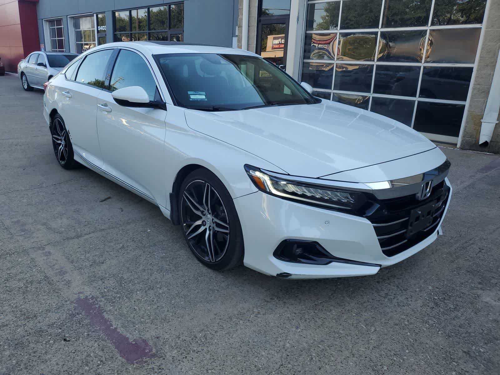 Used 2022 Honda Accord Touring image 9