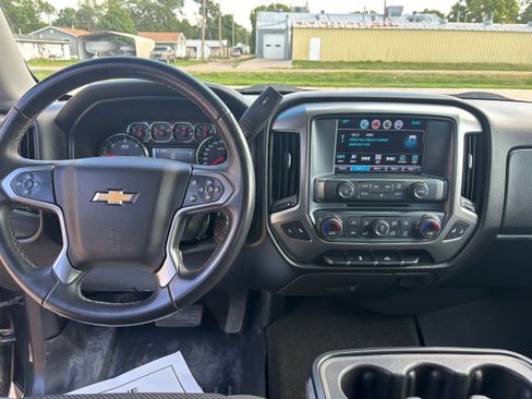 Used 2017 Chevrolet Silverado 1500 LT w/ All Star Edition AWD/4WD image 13
