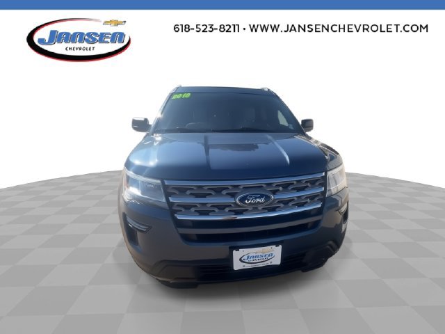 Used 2018 Ford Explorer XLT FWD image 3