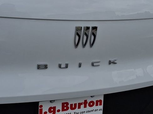 Certified 2024 Buick Envista Preferred w/ Convenience II Package FWD image 31