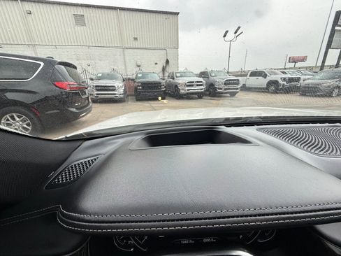 Used 2016 BMW 740i RWD image 31
