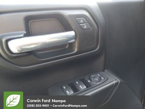 Used 2022 Chevrolet Silverado 1500 Custom image 11