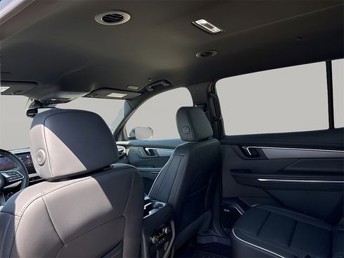 New 2025 Buick Enclave Sport Touring w/ Super Cruise Package image 20