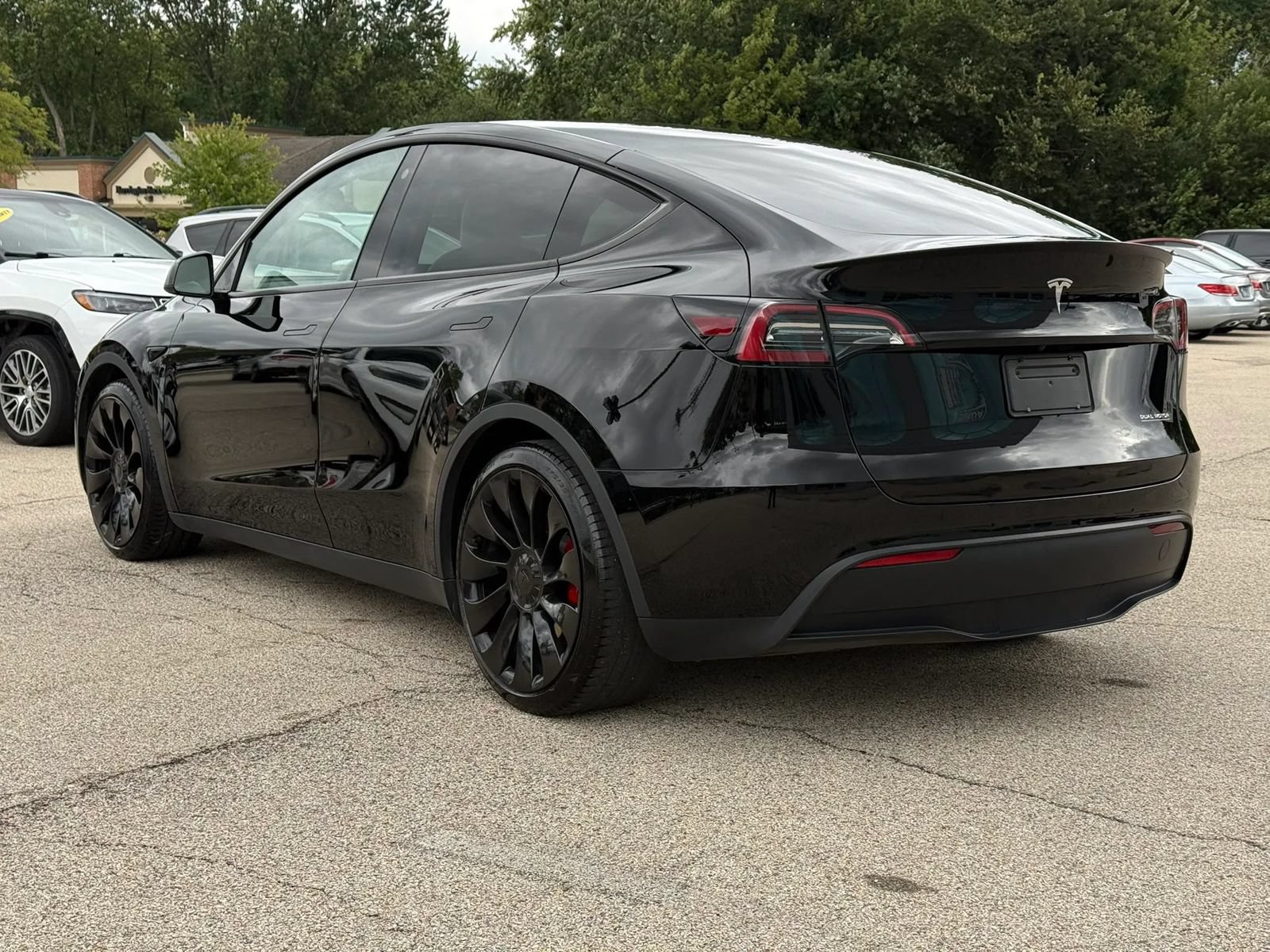 Used 2022 Tesla Model Y Performance AWD/4WD image 5