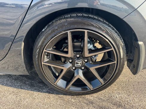 Certified 2024 Honda Civic Sport Touring image 7